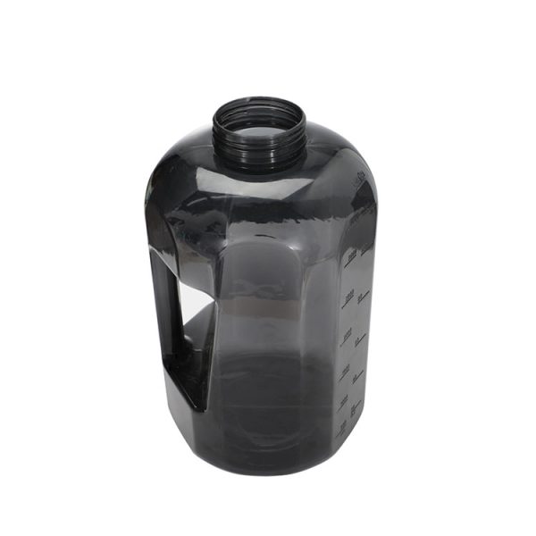 sports water bottle