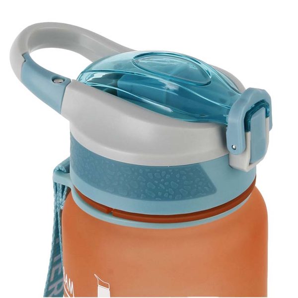 sport water bottle