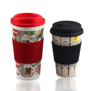 plastic coffee mugs