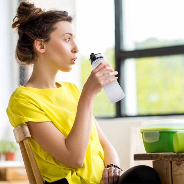 sport water bottle