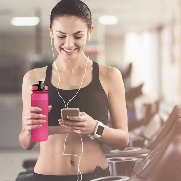 sport water bottle
